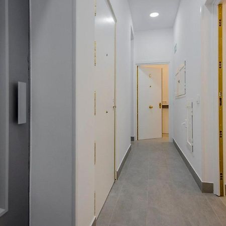 מדריד Suara Apartamentos 2 מראה חיצוני תמונה
