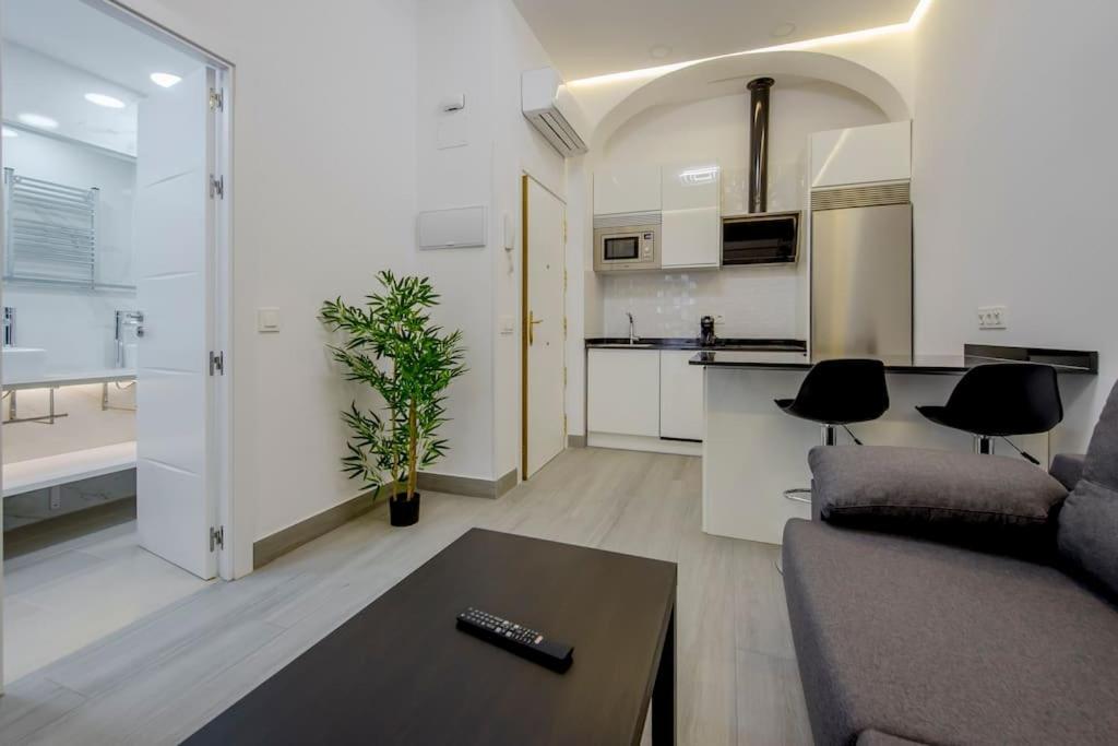 מדריד Suara Apartamentos 2 מראה חיצוני תמונה